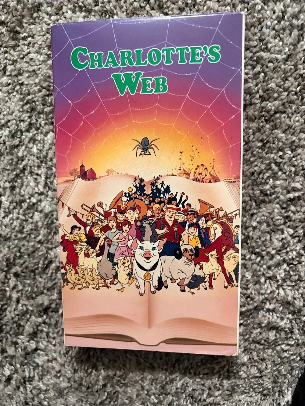 Paramount Charlotte's Web VHS Tape in Pink & Purple